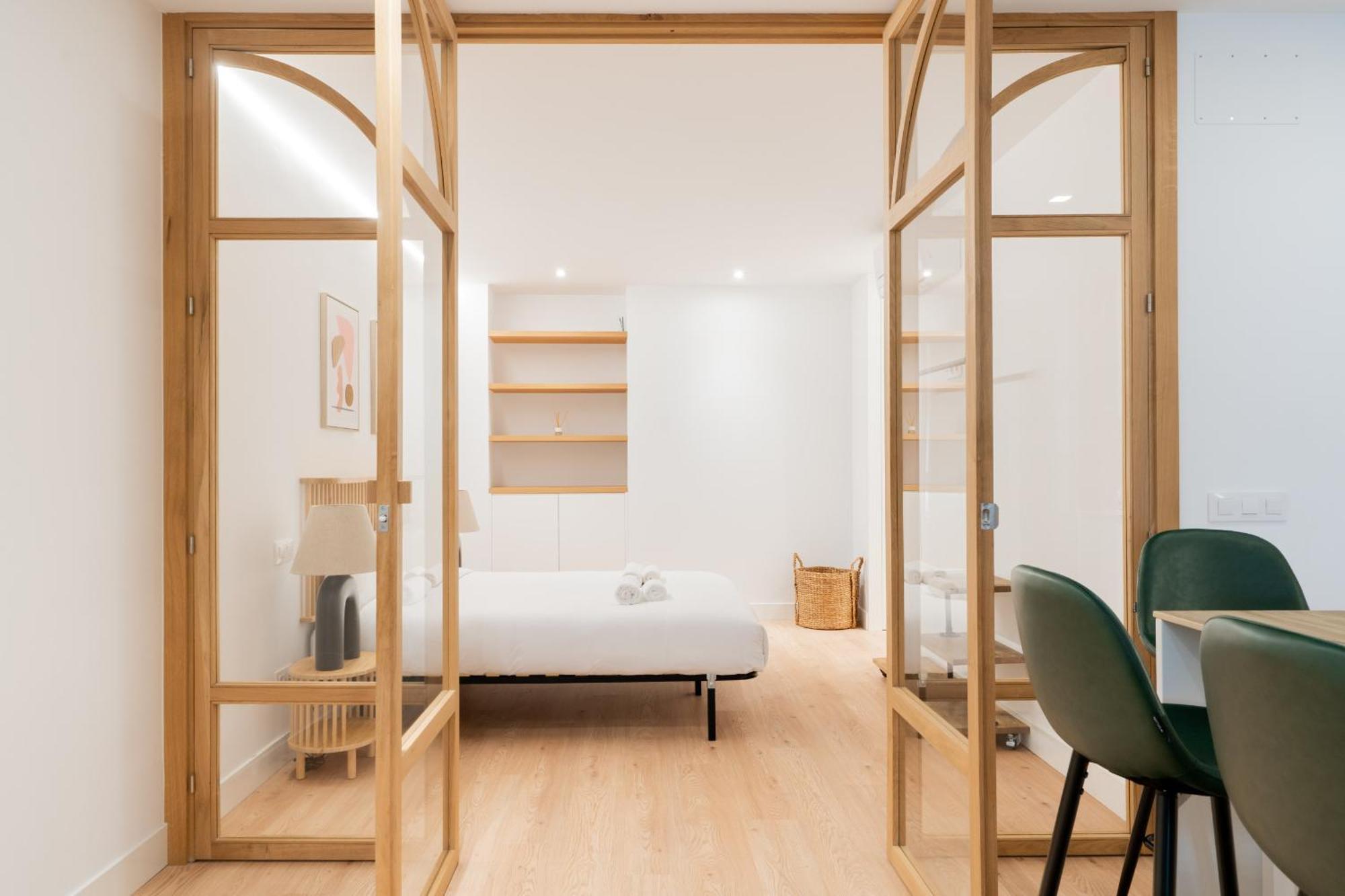 Apartamento Reformado Para 6 Personas En Plena Gran Via Alquiler Temporal Madrid Bagian luar foto